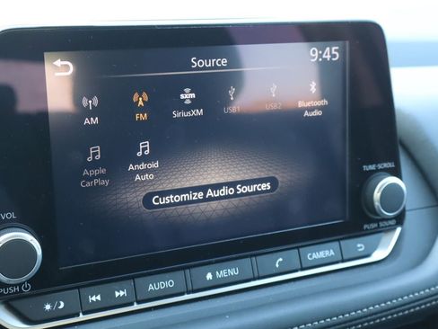 Used 2024 Nissan Rogue SV w/ SV Premium Package FWD image 9