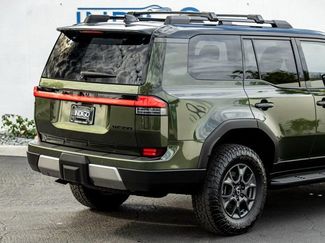 Used 2025 Lexus GX 550 video 3