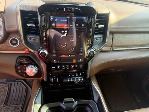 Used 2019 RAM 1500 Limited AWD/4WD image 35