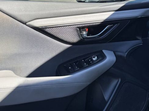 Used 2020 Subaru Outback Premium AWD/4WD image 12