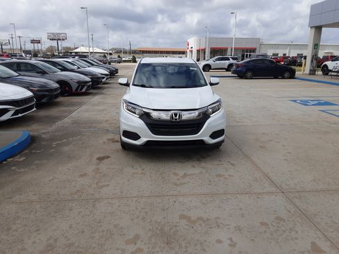 Used 2021 Honda HR-V LX image 1