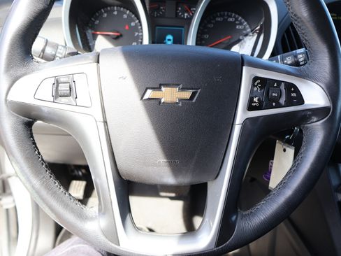 Used 2017 Chevrolet Equinox Premier w/ Enhanced Convenience Package image 30