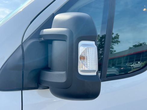 Used 2023 RAM ProMaster 2500 image 12