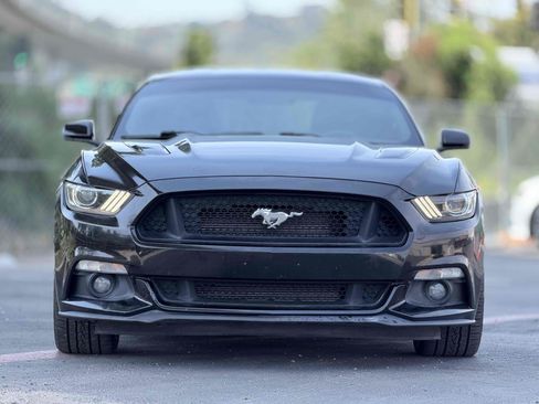 Used 2015 Ford Mustang GT Premium w/ Equipment Group 401A RWD image 4