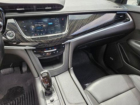 Used 2020 Cadillac XT6 Premium Luxury AWD/4WD image 21