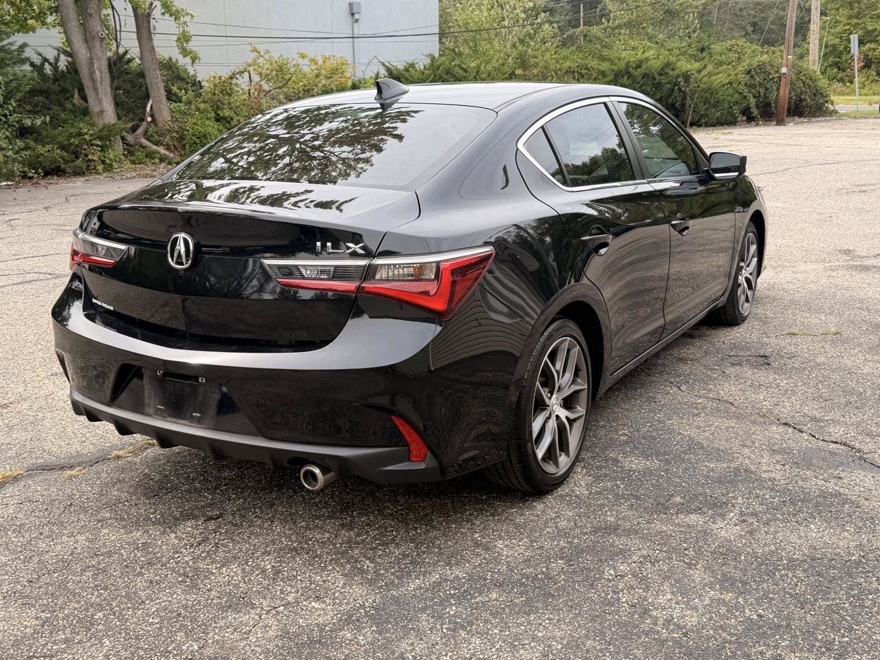 Used 2020 Acura ILX w/ Technology Package FWD image 7
