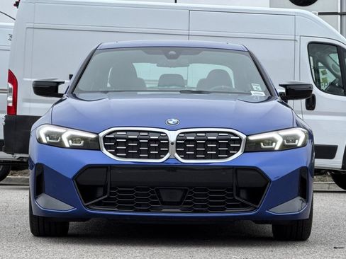 Used 2025 BMW M340i RWD image 8
