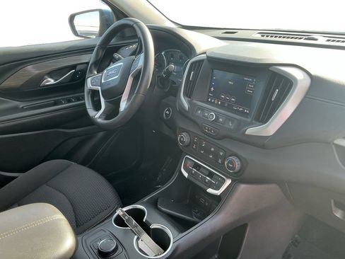 Used 2024 GMC Terrain SLE AWD/4WD image 17