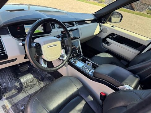 Used 2018 Land Rover Range Rover Supercharged image 23