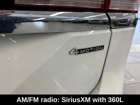 Used 2024 Volkswagen Atlas SE AWD/4WD image 6