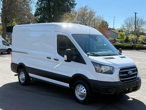 Used 2023 Ford Transit 250 Medium Roof AWD image 8