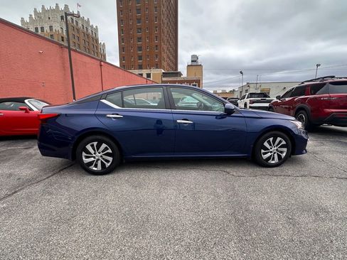 Used 2019 Nissan Altima 2.5 S FWD image 8