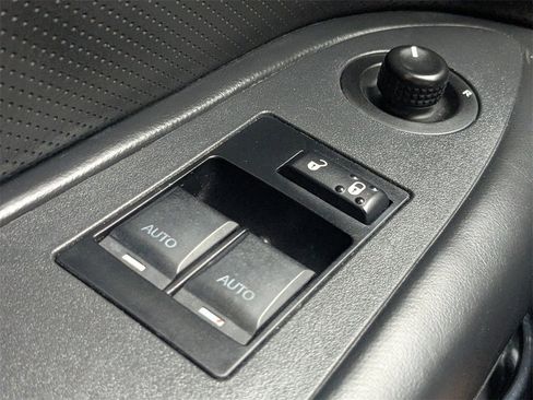 Used 2014 Dodge Challenger Rallye Redline image 22