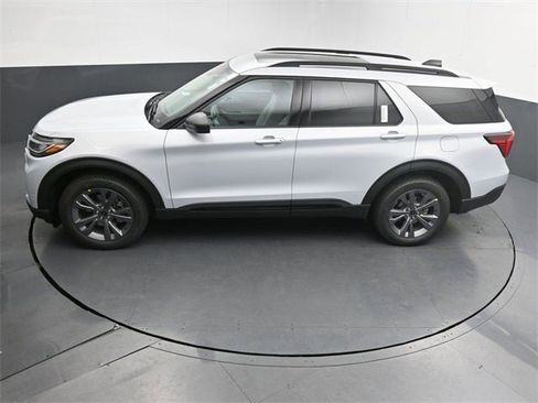 New 2026 Ford Explorer Active w/ Active Comfort Package image 19