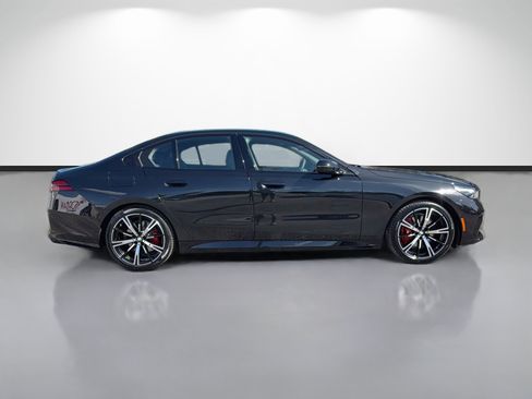 New 2027 BMW 540i xDrive w/ M Sport Package AWD/4WD image 2