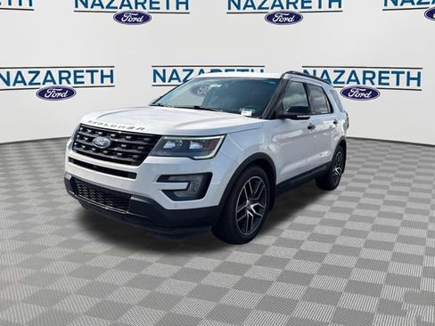 Used 2017 Ford Explorer Sport w/ Equipment Group 401A AWD/4WD image 3