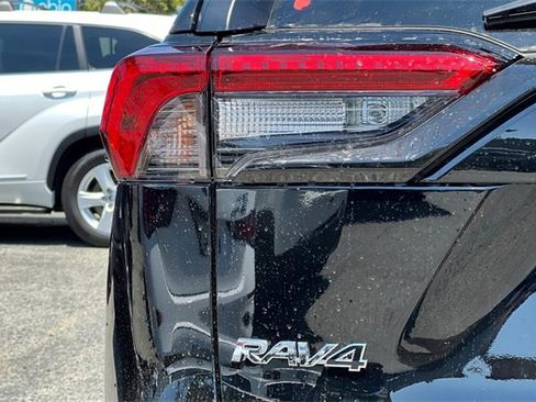 Used 2025 Toyota RAV4 XLE Premium image 7