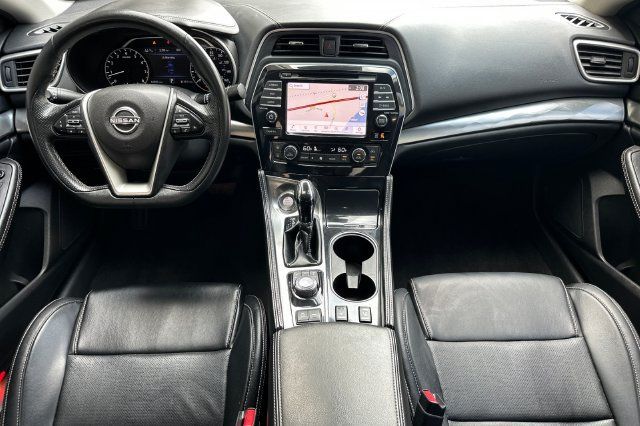 Used 2023 Nissan Maxima SV w/ Floor Mat Group FWD image 12