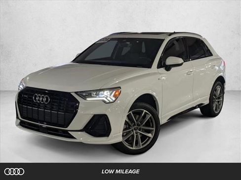 Certified 2025 Audi Q3 2.0T Premium w/ Convenience Package image 1