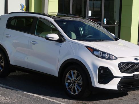 Used 2022 Kia Sportage Nightfall Edition w/ Nightfall Fwd Premium Package image 5