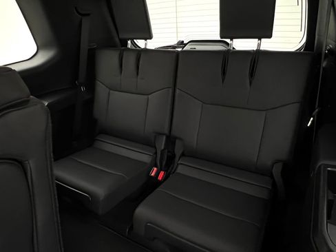 Used 2024 Lexus GX 550 image 16