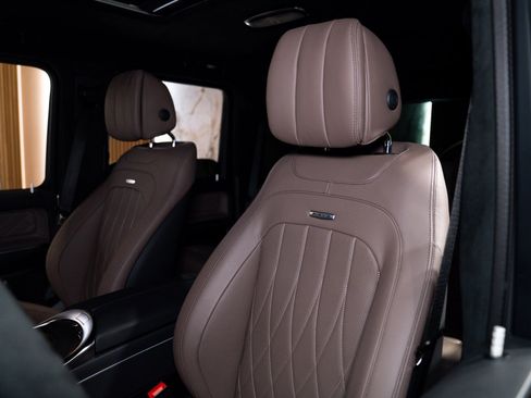 Used 2025 Mercedes-Benz G 63 AMG 4MATIC image 39