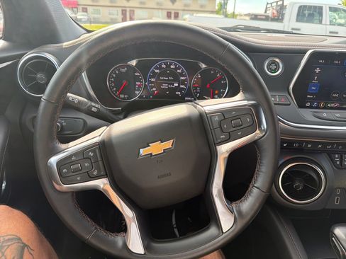 Used 2022 Chevrolet Blazer Premier w/ Enhanced Convenience Package AWD/4WD image 16