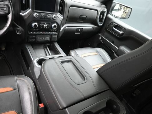 Used 2021 GMC Sierra 1500 AT4 w/ AT4 Premium Package AWD/4WD image 15