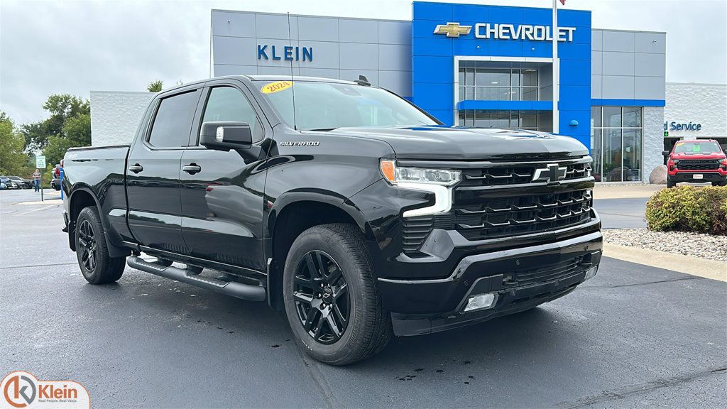 Used 2024 Chevrolet Silverado 1500 RST AWD/4WD image 1