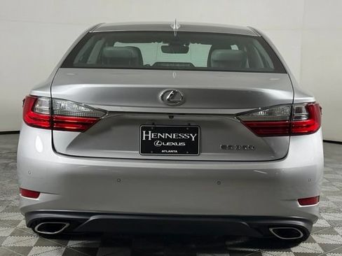 Used 2016 Lexus ES 350 w/ Navigation System Package FWD image 7