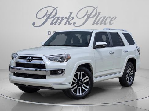 Used 2022 Toyota 4Runner Limited RWD image 1
