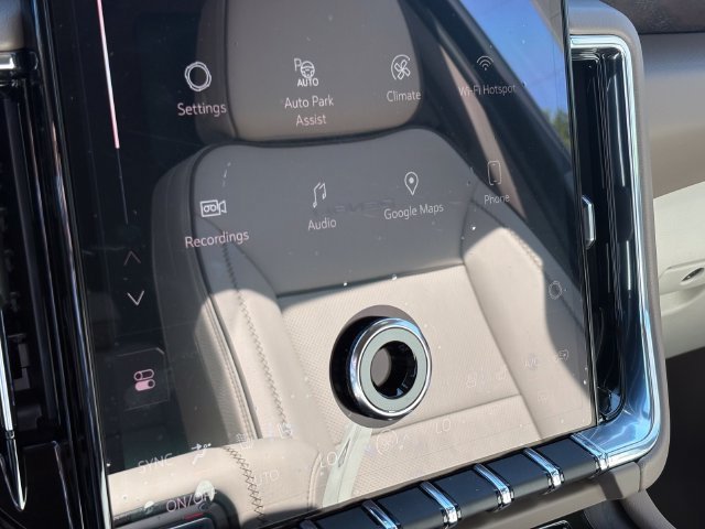 New 2026 GMC Yukon Denali w/ Denali Reserve Package RWD image 28