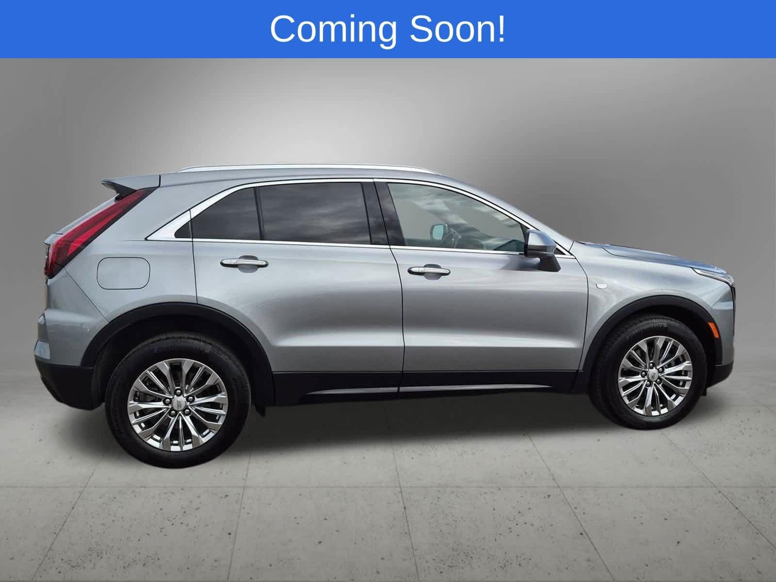 Used 2024 Cadillac XT4 Premium Luxury w/ Cold Weather Package AWD/4WD image 7