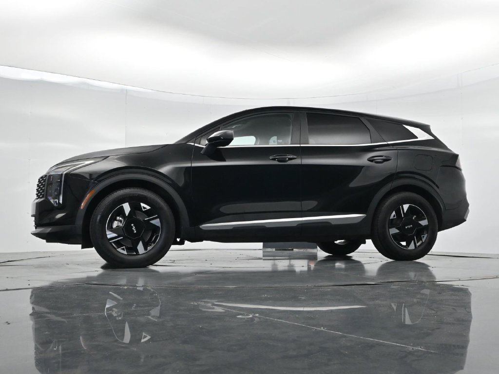 Used 2026 Kia Sportage LX FWD image 26