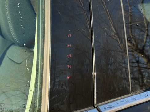 Used 2022 Ford Edge SEL w/ Convenience Package image 6