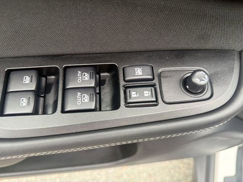 Used 2019 Subaru Outback 2.5i Premium image 24