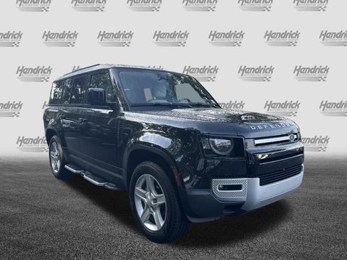 Used 2023 Land Rover Defender 130 SE AWD/4WD image 2