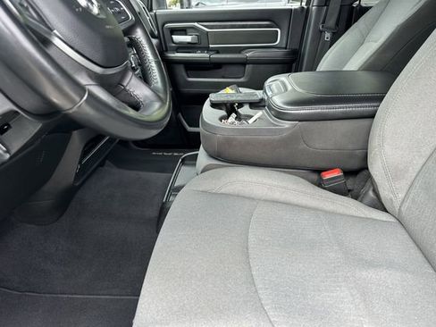 Used 2024 RAM 3500 Big Horn image 9