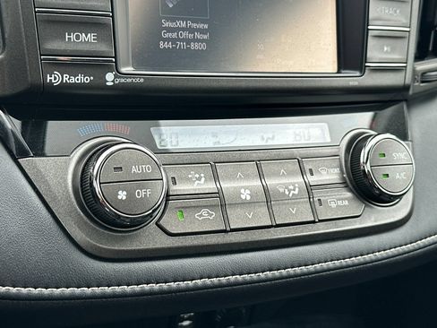 Used 2015 Toyota RAV4 XLE AWD/4WD image 21