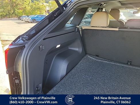 New 2026 Volkswagen Atlas Cross Sport SE image 51