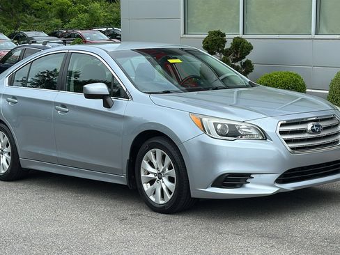 Used 2017 Subaru Legacy 2.5i Premium w/ Popular Package #1 AWD/4WD image 2