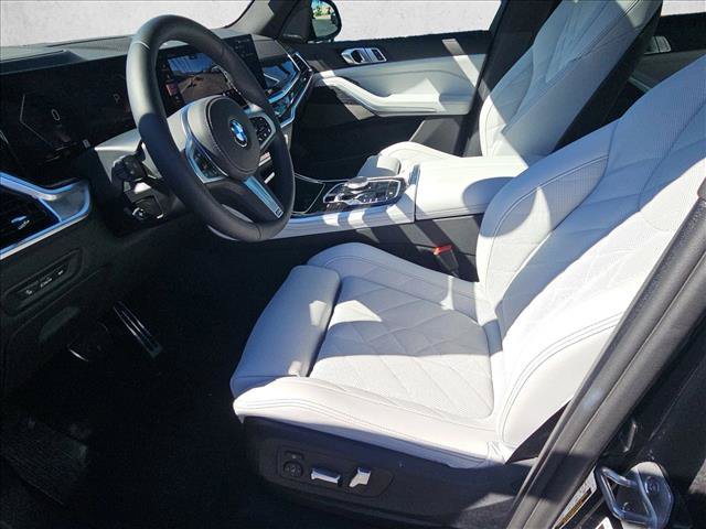 Used 2026 BMW X5 sDrive40i w/ M Sport Package RWD image 17