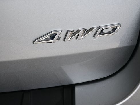 Used 2024 Ford Explorer XLT w/ Equipment Group 202A AWD/4WD image 25