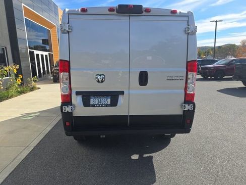 Used 2025 RAM ProMaster 1500 w/ Convenience Group image 5