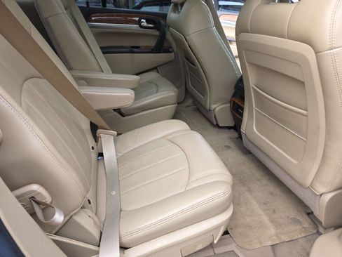 Used 2008 Buick Enclave CXL w/ Entertainment Package #4 image 20