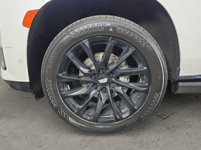 Used 2022 Cadillac Escalade Sport Platinum w/ LPO, ONYX Package AWD/4WD image 9