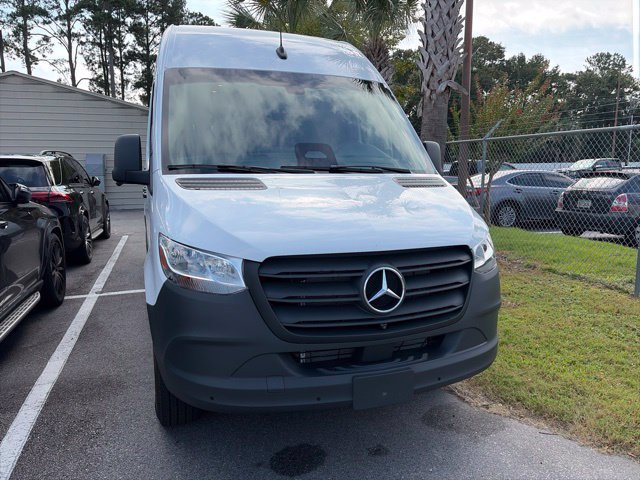 Used 2026 Mercedes-Benz Sprinter 2500 image 4
