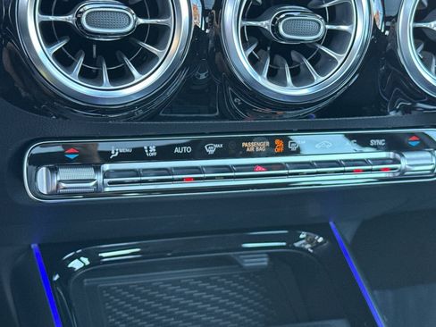 New 2026 Mercedes-Benz GLA 35 AMG 4MATIC image 17