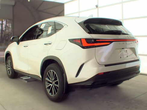 Used 2025 Lexus NX 450h+ AWD w/ Luxury Package image 4