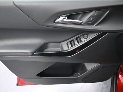 Used 2026 Chevrolet Equinox LT AWD/4WD image 22